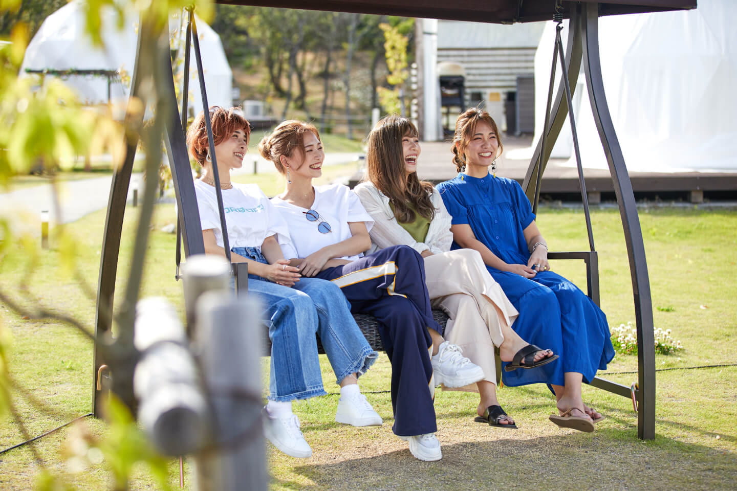 
Photos of women relaxing outside